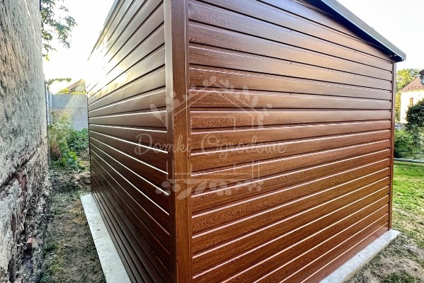 Ogłoszenie - Schowek - domek ogrodowy 4x2m - brama dwuskrzydłowa - okno - złoty dąb - drewnopodobny - rynna - dach spad w przód ID107. Zdjęcie 2