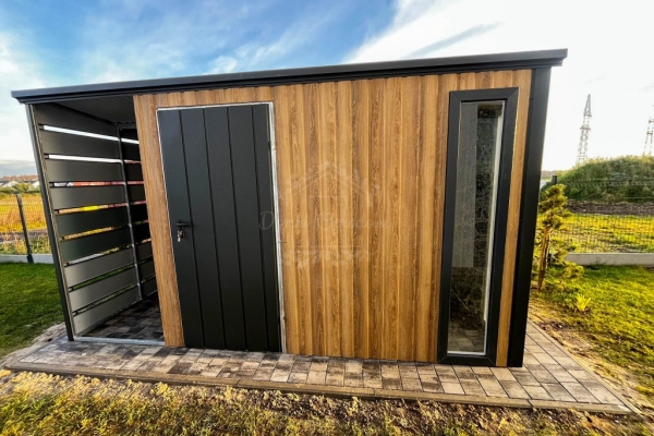 Ogłoszenie - Schowek - Domek ogrodowy 3x2,5m - wiata 0,5m - drzwi - 2 x okno - winchester - drewnopodobny - spad dachu w tył ID1129. Zdjęcie 3