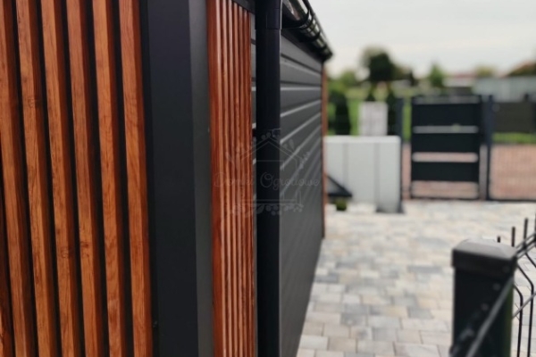 Ogłoszenie - Schowek - domek ogrodowy 5x4m - drzwi - okno - dekor z lameli - antracyt - dach spad w tył - rynna ID1108. Zdjęcie 2