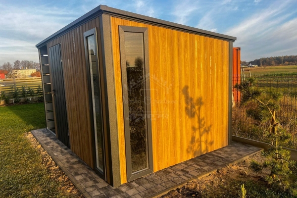 Ogłoszenie - Schowek - Domek ogrodowy 3x2,5m - wiata 0,5m - drzwi - 2 x okno - winchester - drewnopodobny - spad dachu w tył ID1129. Zdjęcie 4