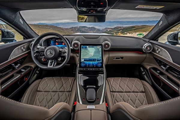 Ogłoszenie - Mercedes AMG GT63 S E hybrid 4Matic power moc 1304 KM wk1. Zdjęcie 2