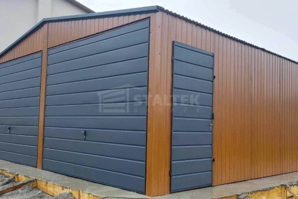 Ogłoszenie - Garaż blaszany 6x6 2x Brama + drzwi  jasny orzech drewnopodobny + antracyt Dach dwuspadowy ST110. Zdjęcie 3