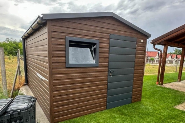 Ogłoszenie - Schowek - domek ogrodowy 2,7x3,5m - drzwi - okno - ciemny orzech - drewnopodobny - dach dwuspadowy - rynny ID1047. Zdjęcie 4
