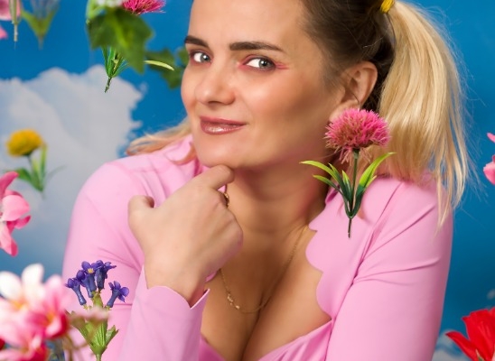 Ogłoszenie - Wiosenna sesja wśród kwiatów. Zdjęcie 3