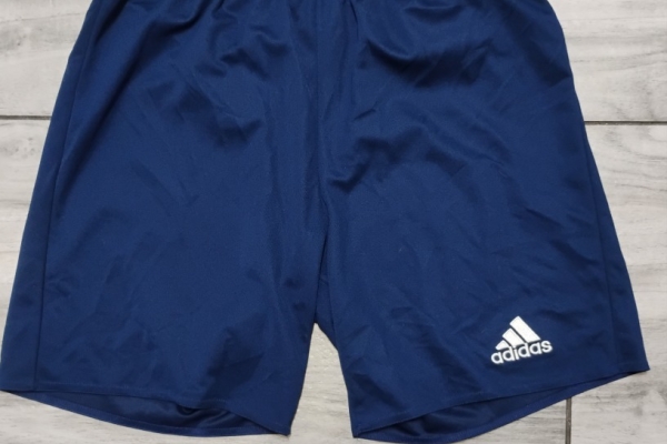 Ogłoszenie - Spodenki męskie Adidas rozmiar 164cm. Zdjęcie 1