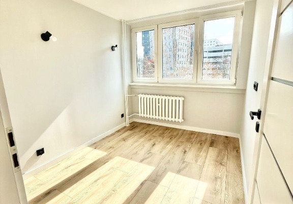 Ogłoszenie - 2pok, 31met, okolice Magnolia Park PO REMONCIE/PIWNICA (Wrocław). Zdjęcie 2