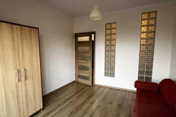 Ogłoszenie - 2pok, 39met, Okolice Sołtysowickiej BALKON/KOMÓRKA/WINDA (Wrocław). Zdjęcie 2