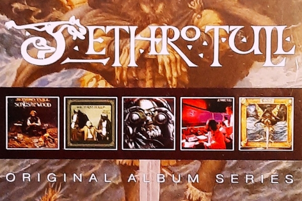 Ogłoszenie - Polecam Wspaniały Zestaw 5 płyt CD JETHRO TULL Limitowana Edycja. Zdjęcie 1