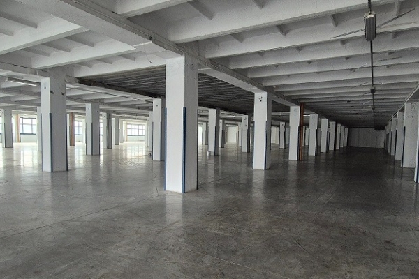 Ogłoszenie - hala magazynowo produkcyjna 7500m2. Zdjęcie 2