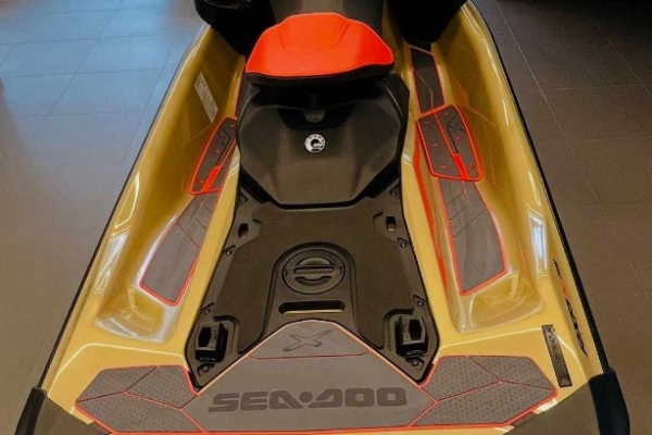 Ogłoszenie - 2025 SEA-DOO RXP-X 325 TECH PACKAGE Jetski. Zdjęcie 3