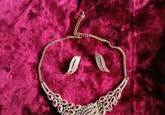 Ogłoszenie - Kolia '' Amanda Suarez''. Zdjęcie 3