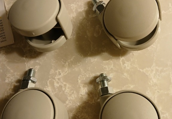 Ogłoszenie - LAMPA BIOPTRON NA STATYWIE. Zdjęcie 2