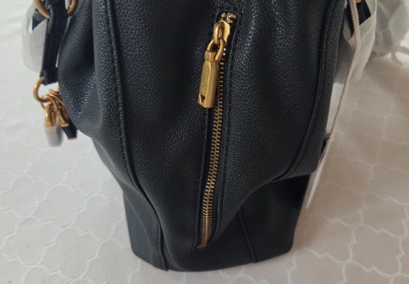 Ogłoszenie - Torebka Guess. Zdjęcie 7