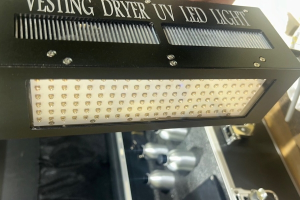 Ogłoszenie - Lampy do suszenia UV Vesting. Zdjęcie 3