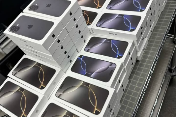 Ogłoszenie - iPhone 16 Pro Max, iPhone 16 Pro, iPhone 16, 380euro, iPhone 15 Pro, Samsung S25 Ultra,. Zdjęcie 1