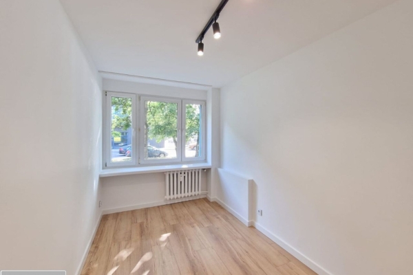 Ogłoszenie - 2pok, 35met, Okolice Borowskiej BALKON/PIWNICA/WINDA (Wrocław). Zdjęcie 4