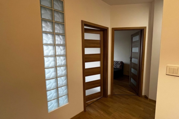 Ogłoszenie - 2pok, 39met, Okolice Sołtysowickiej BALKON/KOMÓRKA/WINDA (Wrocław). Zdjęcie 6