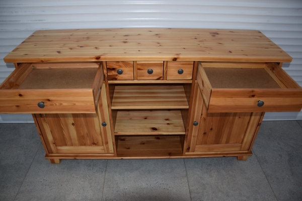 Ogłoszenie - komoda z drewna sosnowego - jak nowa. Zdjęcie 3