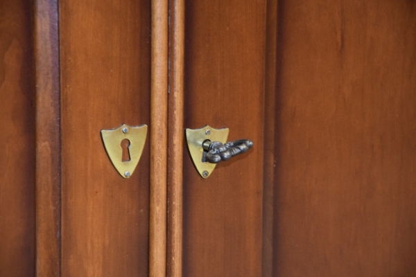 Ogłoszenie - komoda z drewna tekowego - jak nowa. Zdjęcie 6