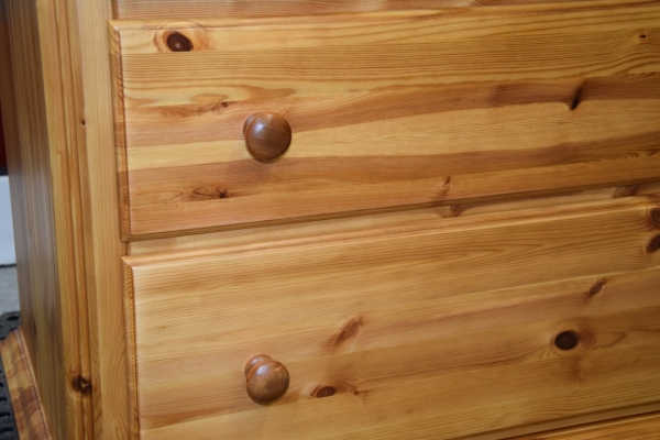 Ogłoszenie - komoda z szufladami z drewna sosnowego - jak nowa. Zdjęcie 5