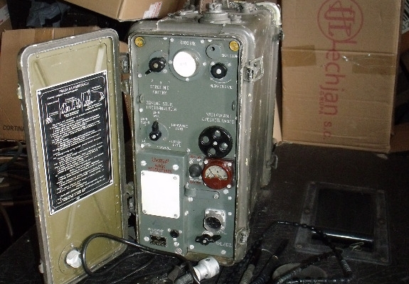 Ogłoszenie - Radiostacja R-105d. Zdjęcie 1