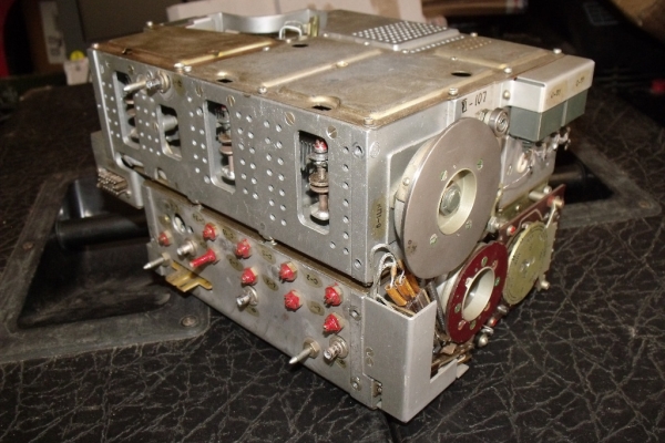 Ogłoszenie - Wojskowe Lotnicze Radio Lampowe MIG 15. Zdjęcie 8