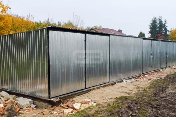 Ogłoszenie - GARAŻ BLASZANY RZĄD 17,5m x 5m - spad tył 4x Brama ocynk GB188. Zdjęcie 4