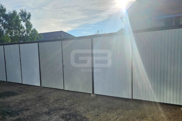 Ogłoszenie - Rząd garaży 12x6m wolnostojcy - spad w tył - brama dwuskrzydłowa GB190. Zdjęcie 3