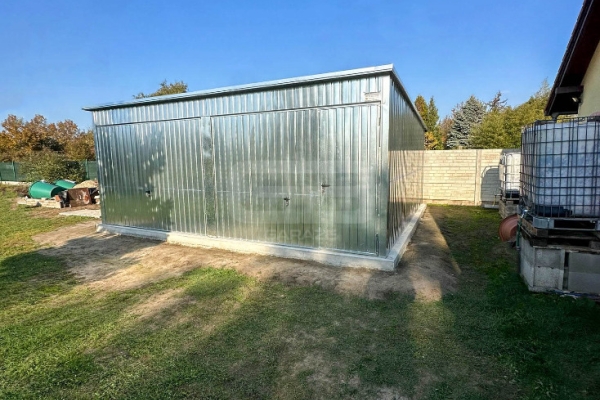 Ogłoszenie - Garaż blaszany 6x6m - 2x brama uchylna - 2x okno - drzwi - ocynk - dach spad w tył GB181. Zdjęcie 6