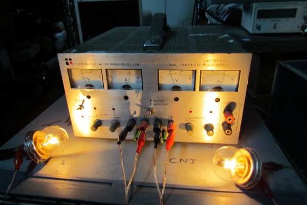 Ogłoszenie - Zasilacz Laboratoryjny Topward Dual TPS-4000. Zdjęcie 3