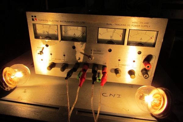 Ogłoszenie - Zasilacz Laboratoryjny Topward Dual TPS-4000. Zdjęcie 4