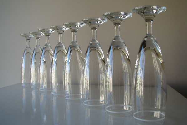 Ogłoszenie - Lampki - kieliszki na wino z obwódką, szampanówki 8 szt retro, PRL. Zdjęcie 3