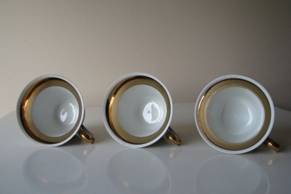 Ogłoszenie - Piękne porcelanowe filiżanki karciane ze złoceniami Ćmielów Potacki. Zdjęcie 6