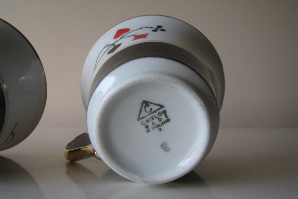 Ogłoszenie - Piękne porcelanowe filiżanki karciane ze złoceniami Ćmielów Potacki. Zdjęcie 9