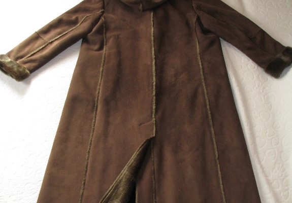 Ogłoszenie - Elegancki kożuszek damski z kapturem, rozm. XXL. Zdjęcie 2