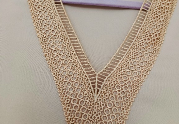 Ogłoszenie - Bluzka dekolt v. Zdjęcie 7