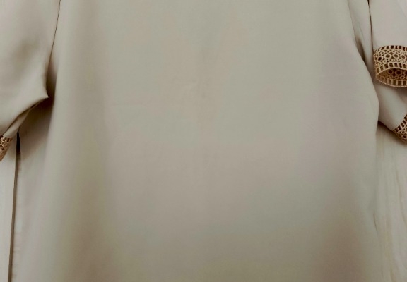 Ogłoszenie - Bluzka dekolt v. Zdjęcie 2