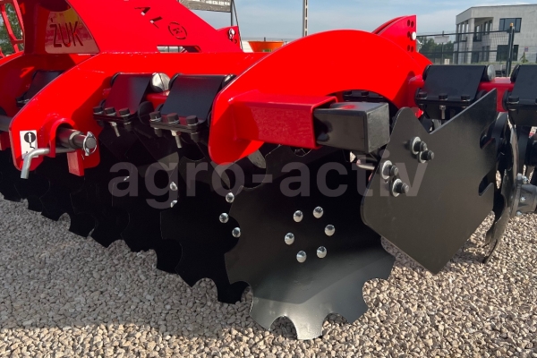 Ogłoszenie - WYPRZEDAŻ !! Brona Talerzowa Kompaktowa MINI ŻUK Dexwal DOSTAWA. Zdjęcie 2