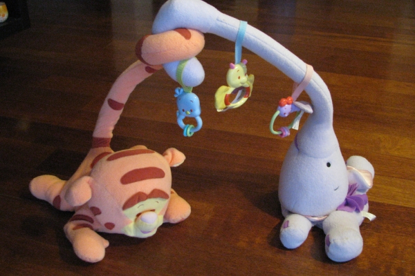 Ogłoszenie - Mata edukacyjna Fisher Price - Disney - Kubuś Puchatek i Przyjaciele. Zdjęcie 3