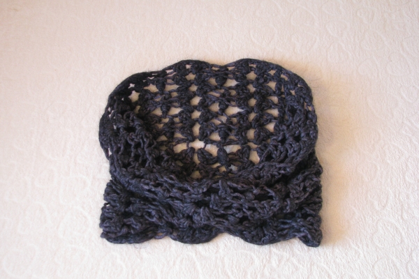 Ogłoszenie - Ażurkowy szal – komin w kolorze ciepłego grafitu. Zdjęcie 4