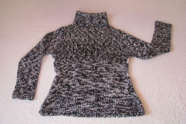 Ogłoszenie - Sweterek, golf - elegancko-sportowy, rozm. M. Zdjęcie 3