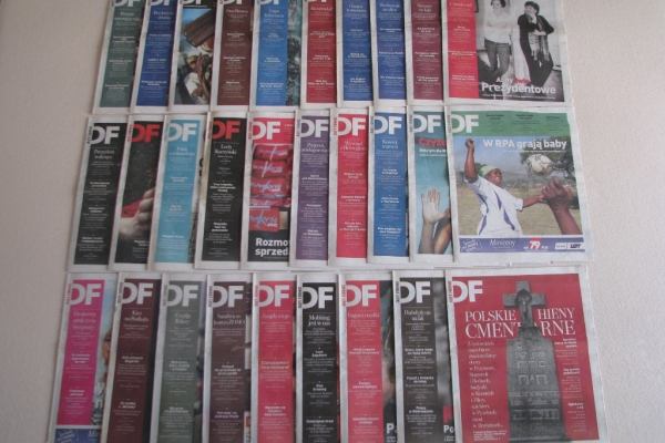 Ogłoszenie - DF – Duży Format – tygodnik Gazety Wyborczej z roku 2010. Zdjęcie 7