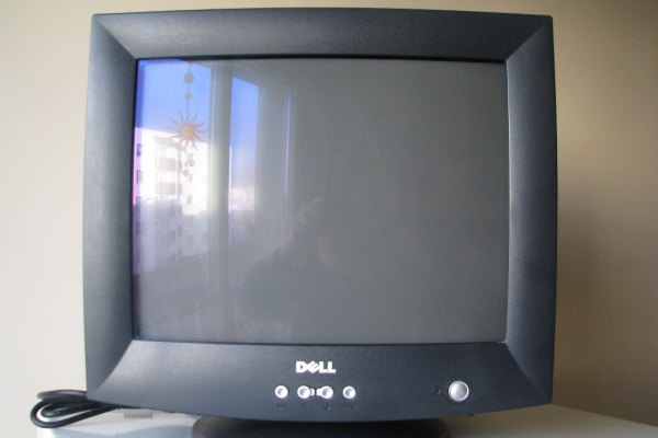 Ogłoszenie - Monitor do komputera kineskopowy Dell 17 cali, model E773c. Zdjęcie 1
