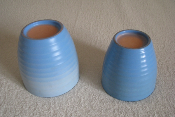 Ogłoszenie - Piękne karbowane ceramiczne niebieskie doniczki – osłonki. Zdjęcie 6