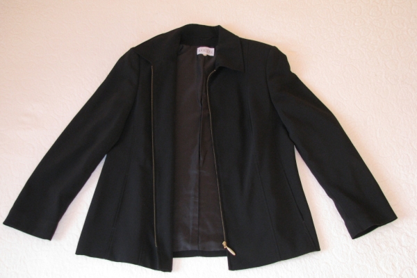 Ogłoszenie - Czarny, klasyczny żakiet na zamek, marynarka, blezer, rozm. 42 / XL. Zdjęcie 3