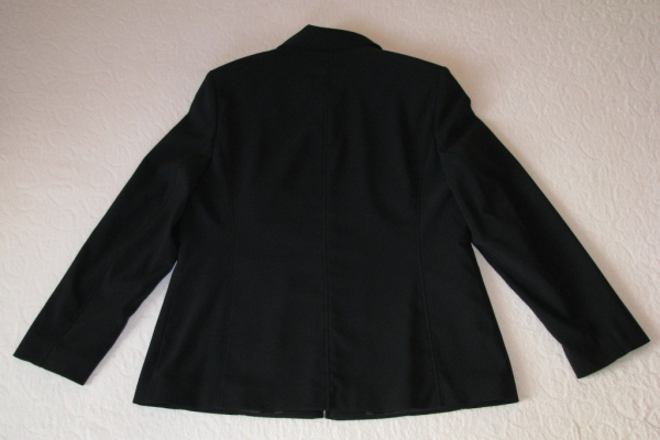 Ogłoszenie - Czarny, klasyczny żakiet na zamek, marynarka, blezer, rozm. 42 / XL. Zdjęcie 7