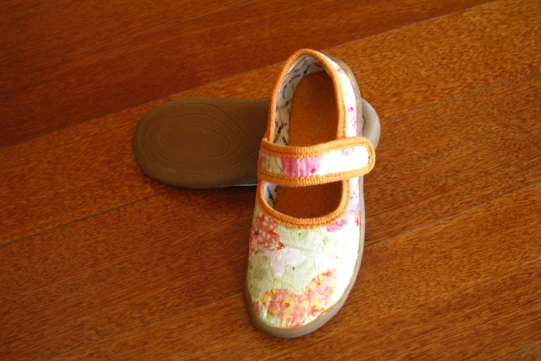 Ogłoszenie - Kolorowe balerinki - kapcie Haflinger dla dziewczynki rozm. 34. Zdjęcie 7