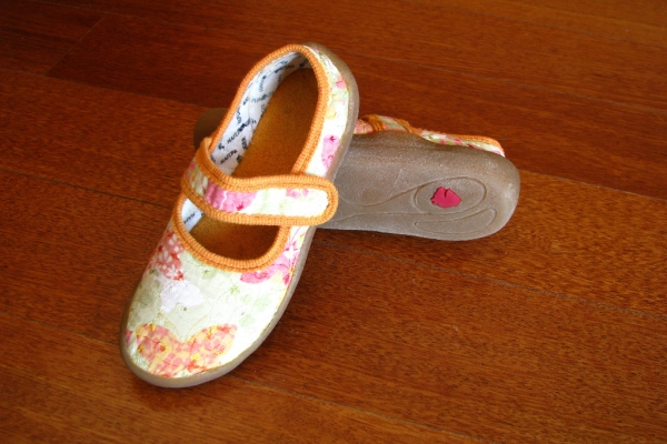 Ogłoszenie - Kolorowe balerinki - kapcie Haflinger dla dziewczynki rozm. 34. Zdjęcie 8
