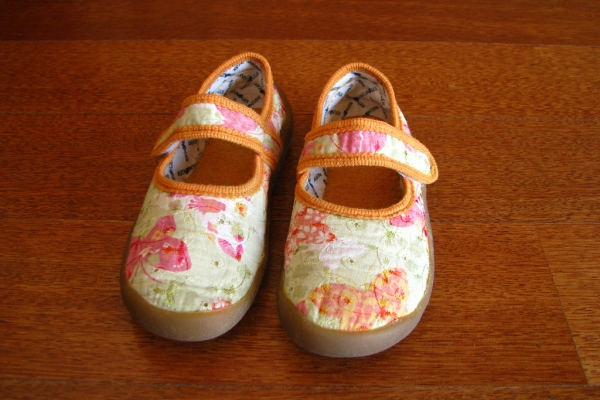 Ogłoszenie - Kolorowe balerinki - kapcie Haflinger dla dziewczynki rozm. 34. Zdjęcie 3