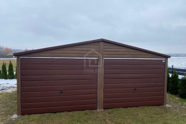 Ogłoszenie - Garaż blaszany 6x5,8m - 2x brama uchylna - ciemny orzech - drewnopodobny - blachodachówka - dach dwuspadowy PLG257. Zdjęcie 2